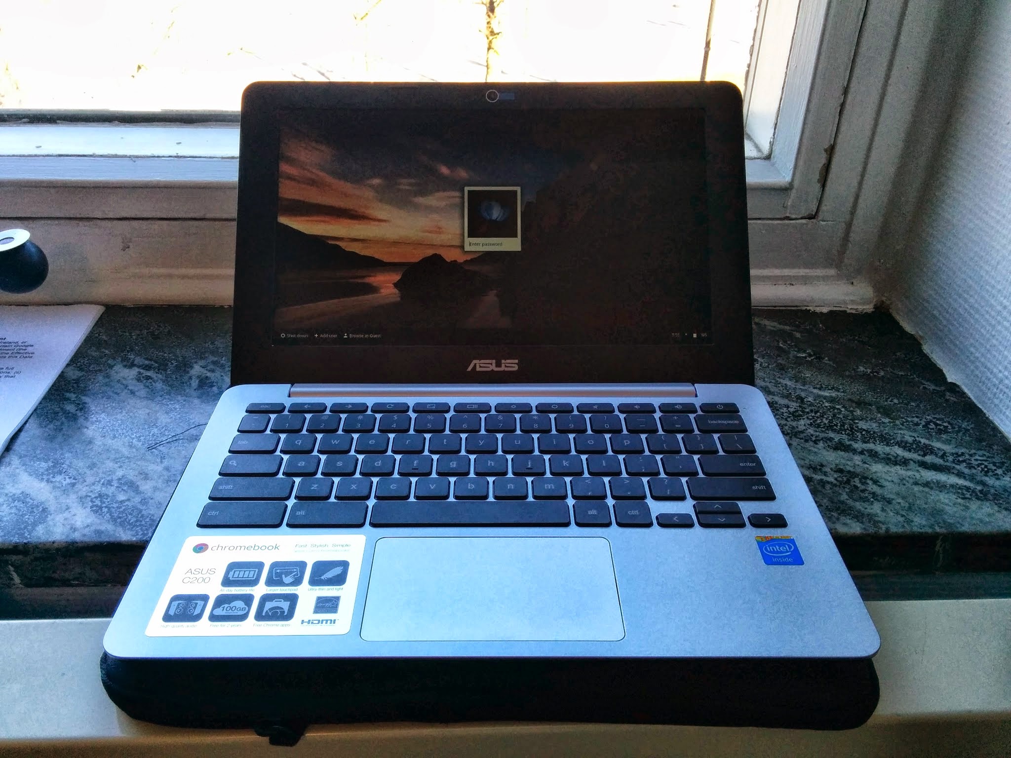 Photos Of First Asus Chromebook Leak Online Omg Chrome